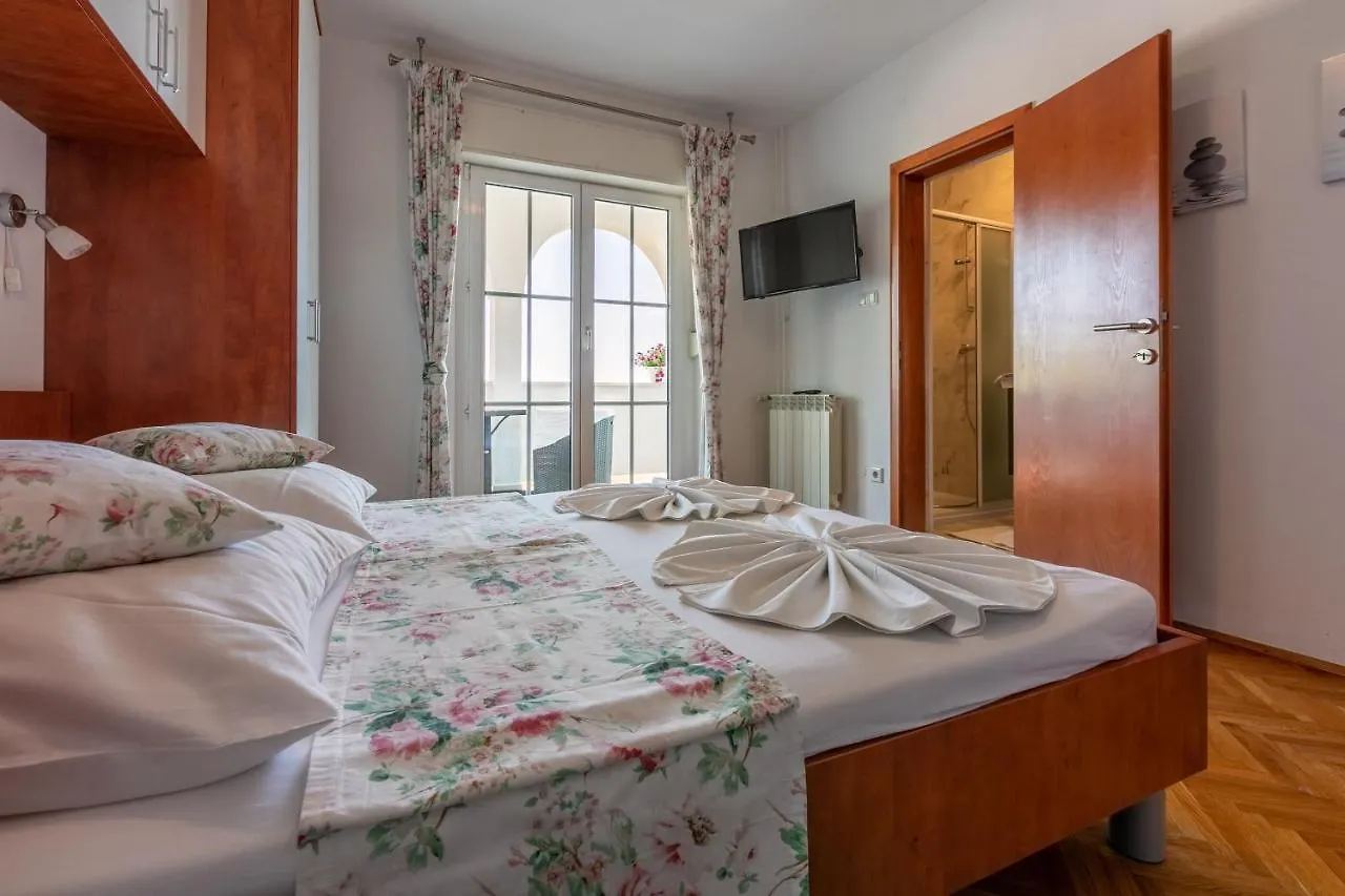 Apartments Vila Antula Banjol Croaţia